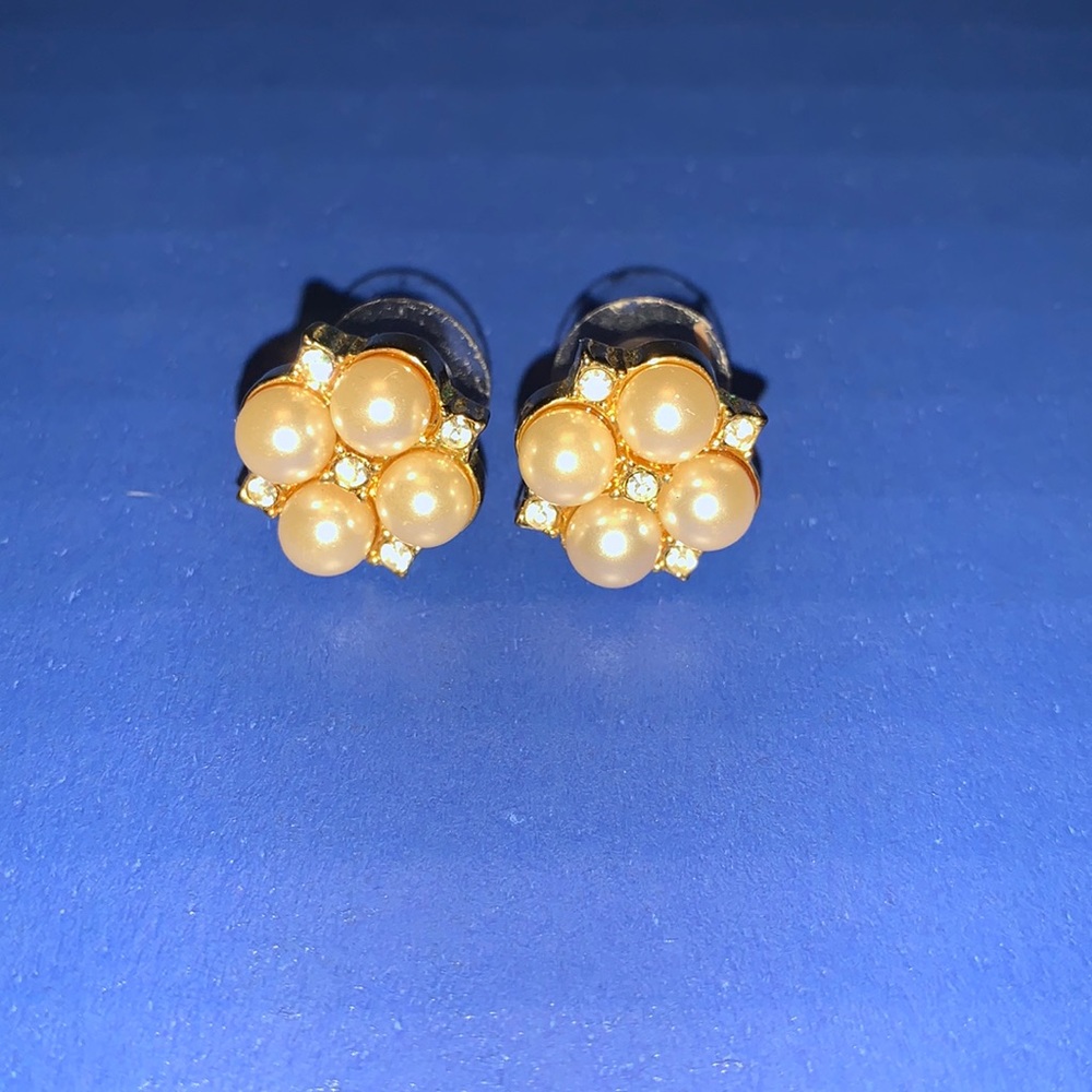 Pearl and crystal earrings